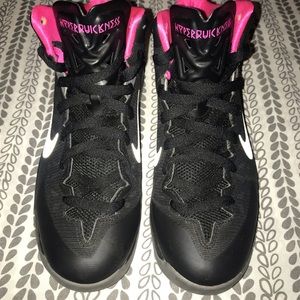 Nike Hyper Quickness Boy’s Basketball Shoes